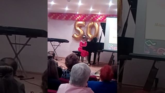 Сюзёва Мария, Петрушкина Полина. М.Глинка, "Краковяк" из оперы "Иван Сусанин" смотреть онлайн