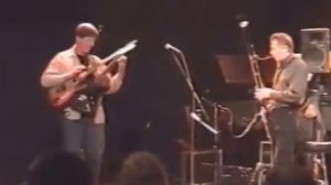 Лучший гитарист виртуоз мира, планеты.