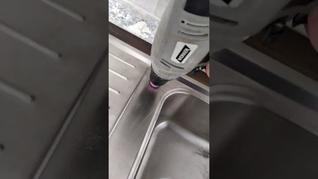 отверстие в мойке из нержавейки под смеситель смотреть онлайн