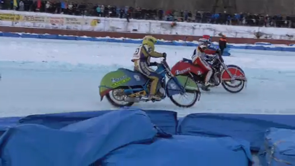 Чемпионат России.Гонки на льду.Суперлига.Командные соревнования.2 этап.2 день.13.12.2015.Заезд №11 смотреть онлайн