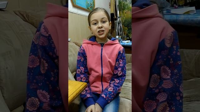 Серебристые снежинки песенка смотреть онлайн
