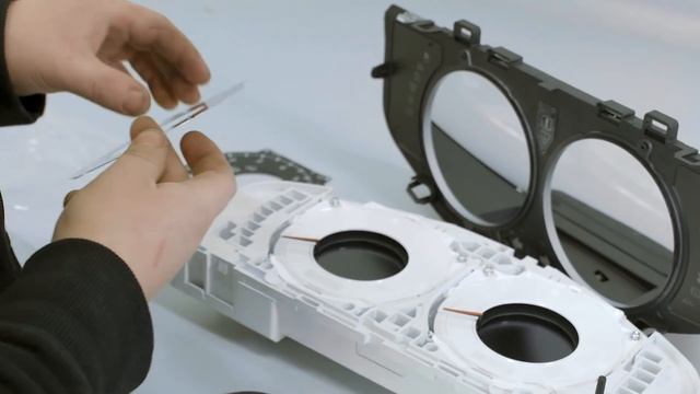 Byte till R-blå mätartavlor i Volvo V70, XC70, S80, S60, V60, XC60 - Vparts.se смотреть онлайн