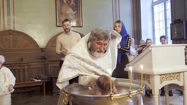 Крещение Ксении в Смоленском Храме на Васильевском острове смотреть онлайн