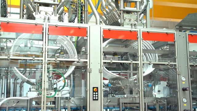 Hassia Form, Fill & Seal Machine 'C500' for cups смотреть онлайн