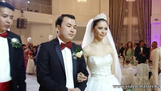 Свадьба в Алматы. Регистрация. Съёмка в 3 камеры: 2 видеооператора + операторский кран. смотреть онлайн