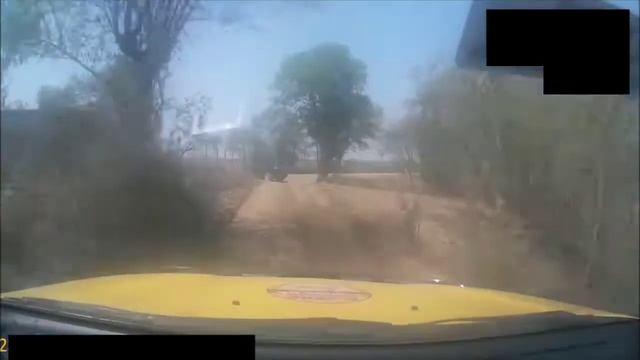 Mitsubishi Pajero Sport going off-road to reach the bed of Sone River смотреть онлайн
