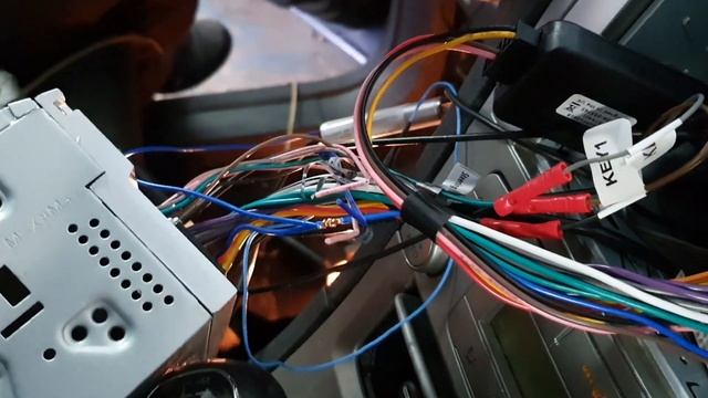 Jak podłączyć radio samochodowe Android i kamerę cofania (Ford S-Max) смотреть онлайн