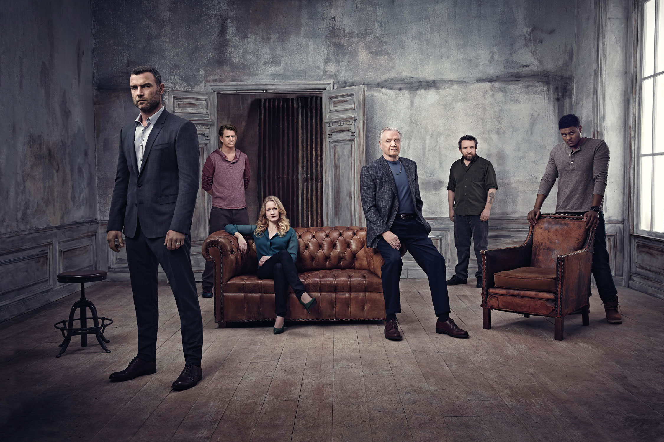 Коротко о… Сериал Рэй Донован (Ray Donovan 2013) смотреть онлайн