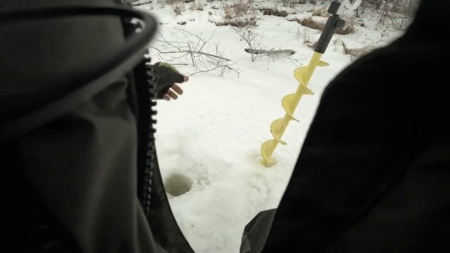 Глухозимье !! Балансир и безмотылка. Ветер сбивает с ног. смотреть онлайн