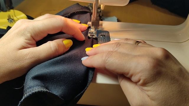 Потайной шов на швейной машинке смотреть онлайн