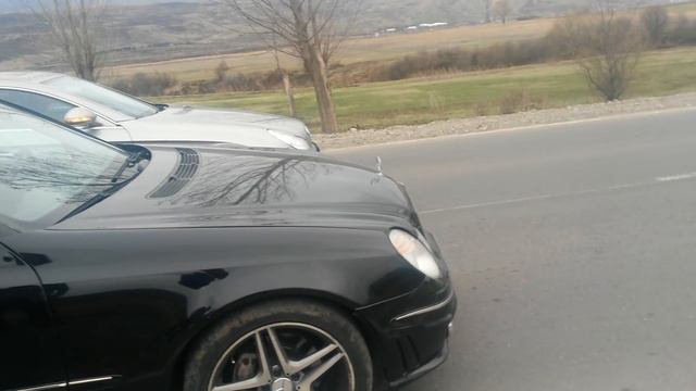 Mercedes E500 Vs Cls500