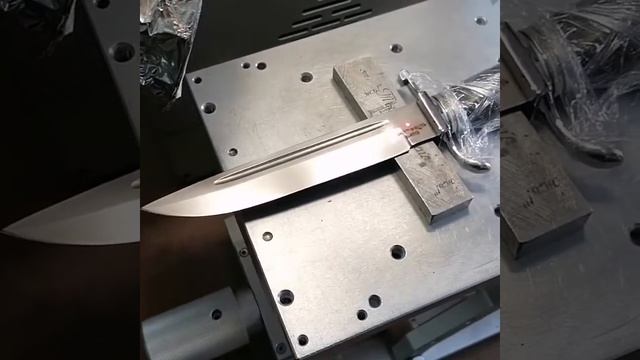 Нанесение гравировки лазером на финке Lord-4112 смотреть онлайн