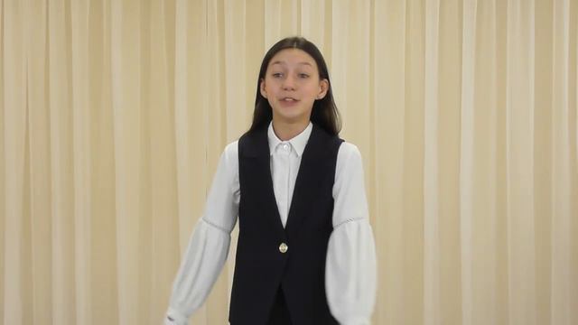 Читает Арина Великая – участница конкурса «История России в стихах» смотреть онлайн