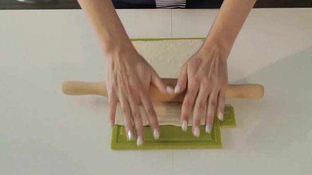 Как Приготовить Пиццу в Домашних Условиях | Рецепт Пиццы в Духовке 0+ смотреть онлайн