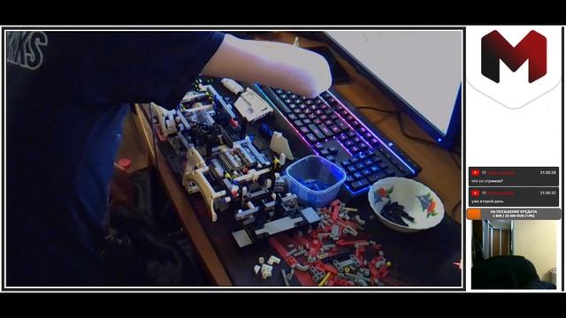 Собираем Lego Porsche 911 RSR #2