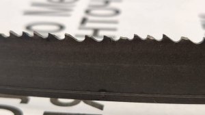 Как заставить ленточную пилу пилить ровно