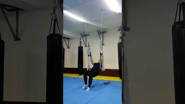 растяжка в гамаках, высокий гамак смотреть онлайн