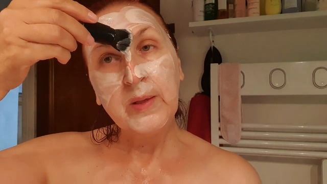 КАК ОТБЕЛИТЬ КОЖУ ЛИЦА ЗА 15 МИНУТ В ДОМАШНИХ УСЛОВИЯХ/Рецепт Маски Мадам Француженка France смотреть онлайн