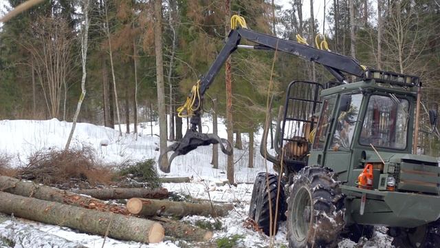 Winter Logging - Old Valmet 872 K смотреть онлайн
