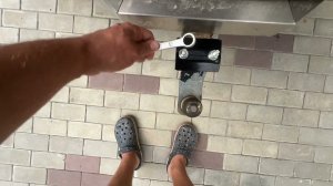 Что делать, если достал стук фаркопа?