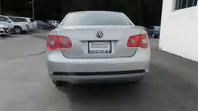 2005 Volkswagen Jetta Sedan A5 смотреть онлайн