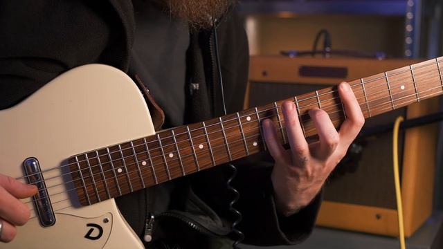 Fender '57 Custom Champ (Tiny amp HUGE sound) смотреть онлайн