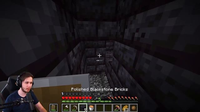 Can You Beat Minecraft In A Bedrock Only World? смотреть онлайн
