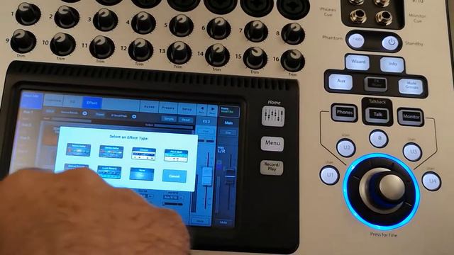 QSC TouchMix 16 Pregled