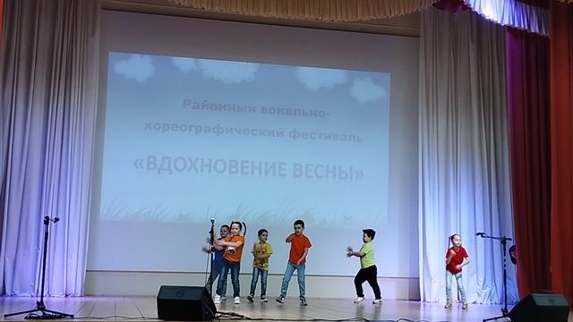 Танец Роботы смотреть онлайн