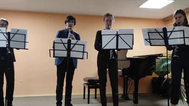 А. Вивальди "Весна" (транскрипция М. Анисимова). Исп. квартет кларнетов МГИМ им. Шнитке смотреть онлайн