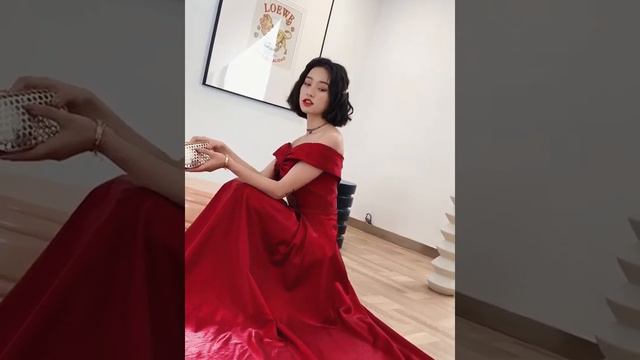 Red Satin Formal Dress Off The Shoulder Fashion Floor Length A-line Lace up Back смотреть онлайн