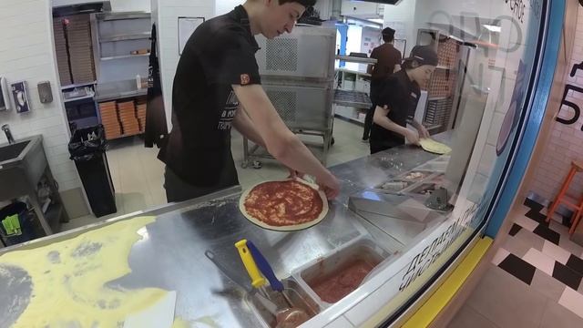 How to Make Perfect Dodo Pizza in Russia смотреть онлайн