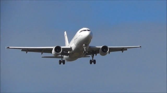 Plane Spotting at London Gatwick Airport, LGW - Part 2 смотреть онлайн