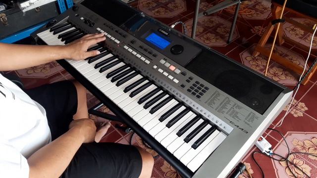 พาชม YAMAHA PSR-E443 ครับ (9,000 บาท) смотреть онлайн