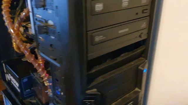 AMD Phenom II X6 1090T desktop PC computer I got and bought liquid for it does it need more? смотреть онлайн
