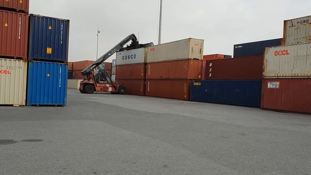 xe nâng container смотреть онлайн