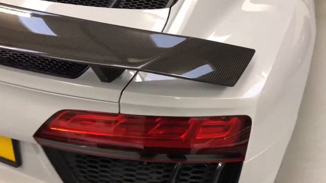 2016 Audi R8 5.2 FSi V10 Plus Suzuka Grey смотреть онлайн