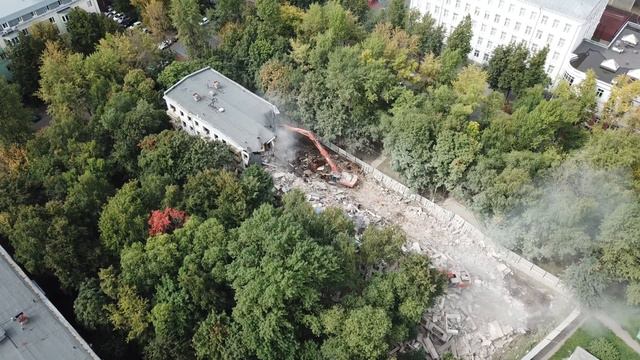 Снос "хрущевской" пятиэтажки в Москве 12.08.2019 смотреть онлайн