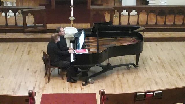 J. S. Bach "Little" Fugue in g-minor, arr. piano 4-hands, Edwin Lopez & Ron Thayer, pianists смотреть онлайн