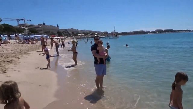 Канны. На Пляже май 2019г смотреть онлайн