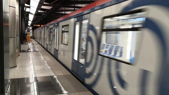 Поезд Москва на станции ЦСКА смотреть онлайн