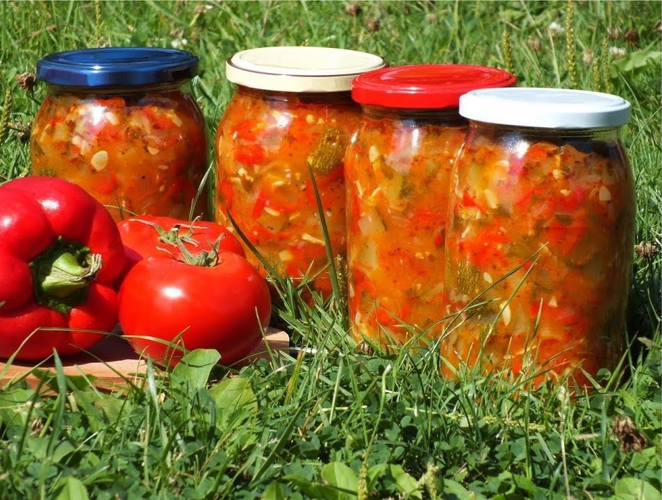 САЛАТ ИЗ КАБАЧКОВ И ПОМИДОРОВ НА ЗИМУ смотреть онлайн