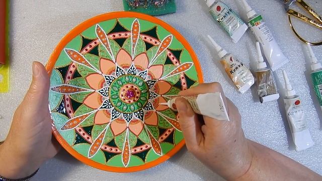 Декоративная роспись тарелки. Мастер класс. смотреть онлайн