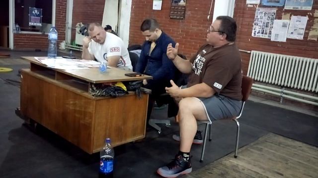 Хранене, възстановяване и тренировки в спорта - Саватинов, Христов, Томчев, част 1 смотреть онлайн