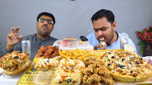 Eating Charizoo, Malai boti Pizza, Pizza Burger, Sandwich | Mukbang смотреть онлайн