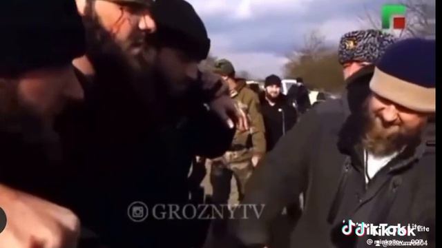 это тот человек который переживает за каждого за которого он сам жизнь отдаст смотреть онлайн