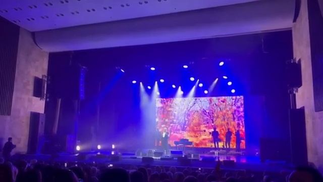 3 сентября - один из самых известных хитов Шуфутинского биохимики спели с метром смотреть онлайн