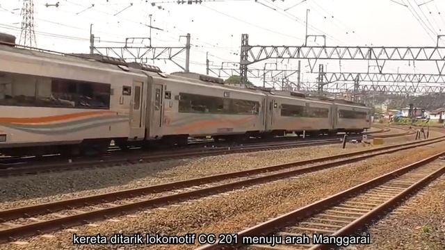 Kirab Bendera Merah Putih Kereta Api Dirgahayu HUT RI Ke 77, 17 Agustus 2022 смотреть онлайн