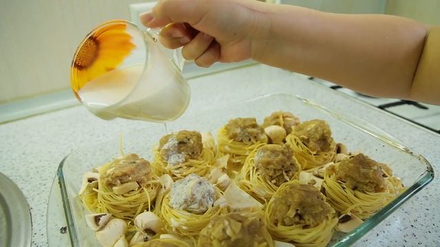 Необычное блюдо из макарон... смотреть онлайн