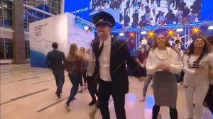 Флешмоб на открытии нового терминала аэропорта Красноярск. 26.12.2017